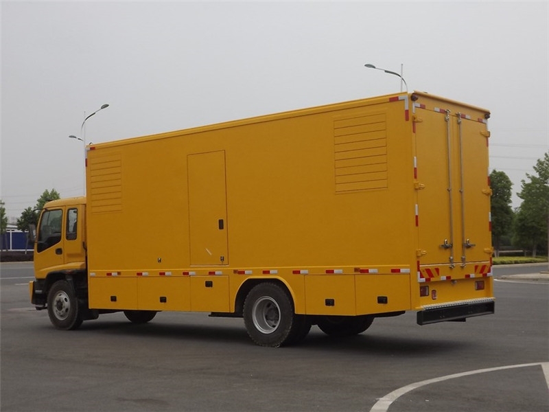 湘潭发电车出租- 柴油发电机油箱怎么清洗