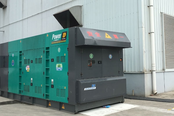 湘潭燃油滤清器的更换流程是怎样的？