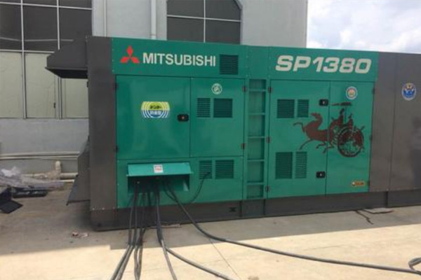 湘潭为什么有些柴油发电机组的输出电压可以调节？