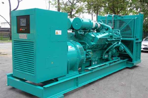 湘潭柴油发电机组电压不稳定怎样维修？