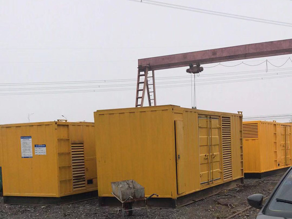 湘潭100kw柴油发电机组每小时油耗？